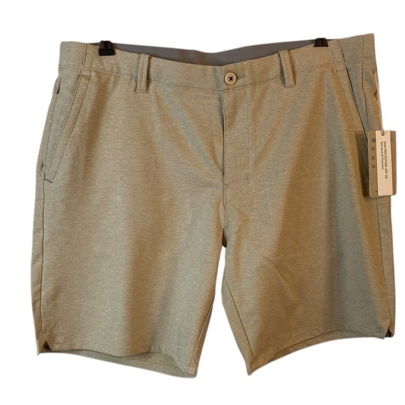Tommy Bahama IslandZone Men's Tan Beige Shorts UPF 30 Moisture Wicking Size 38W - Picture 1 of 6